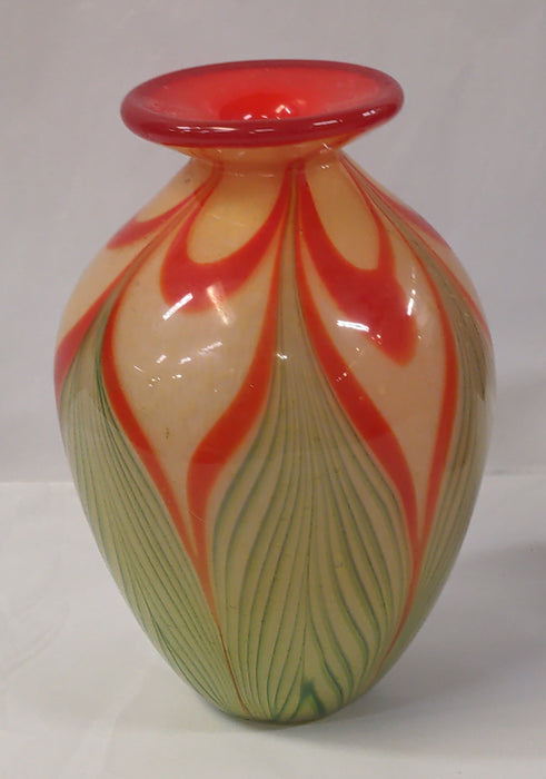 FRENCH FEATHER DESIGN ART GLASS VASE