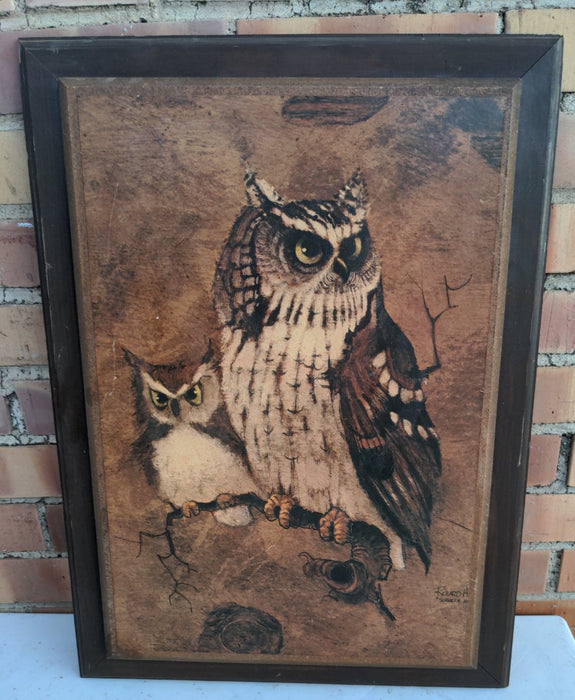 PRINT OF OWLS ON WOOD