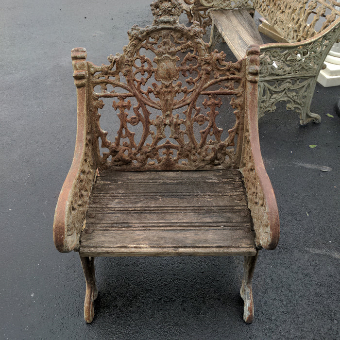 HEAVY CAST IRON BENCH