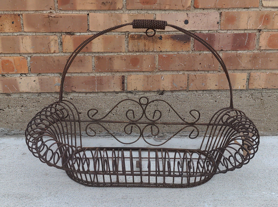 WIRE WINDOW PLANTER