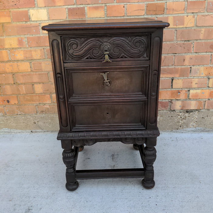 SMALL THREE DRAWER ENGLISH OAK NIGHTSTAND AS FOUND