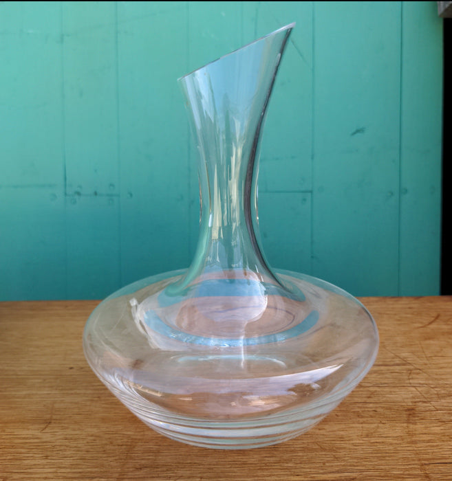 MODERN CRYSTAL DECANTER