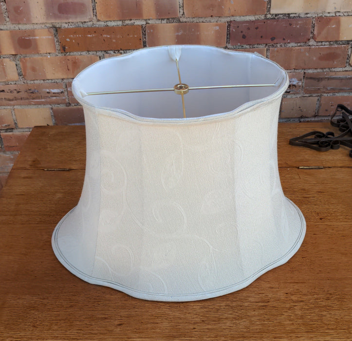 OVAL LINEN LAMP SHADE