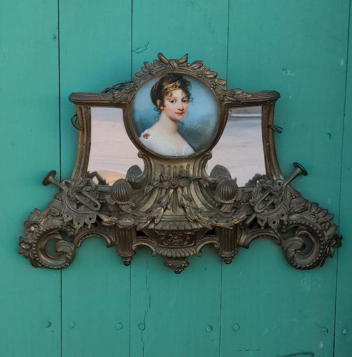 ORNATE ANTIQUE GILT BRASS SMALL WALL MIRROR WITH PORTRAIT IN CENTER