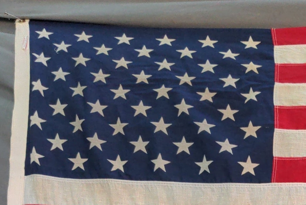 VINTAGE AMERICAN FLAG