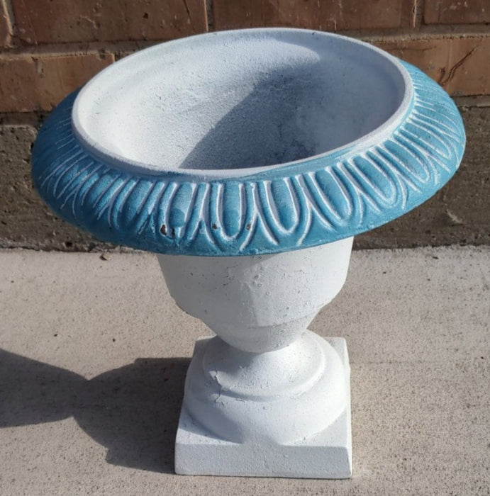 SMALL CAST IRON PLANTER, WHITE WITH BLUE RIM