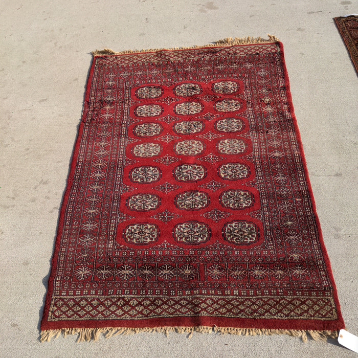 HANDMADE RED BAKARA RUG