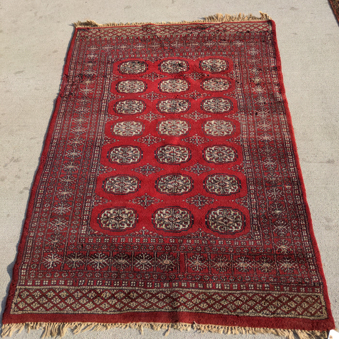 HANDMADE RED BAKARA RUG