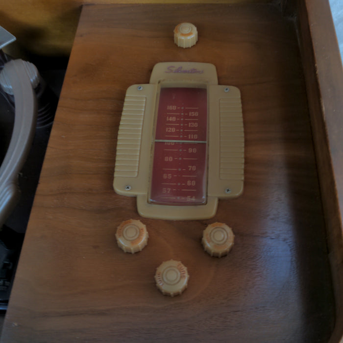 SILVERTONE WALNUT FLOOR MODEL RECORD PLAYER & RADIO