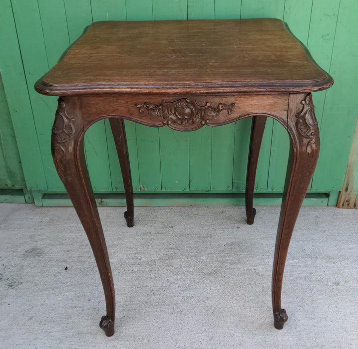 LOUIS XV SQUARE  OAK OCCASIONAL TABLE