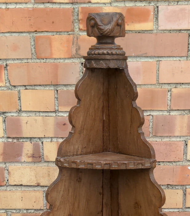 SMALL FRENCH RUSTIC OAK CORNER SHELF