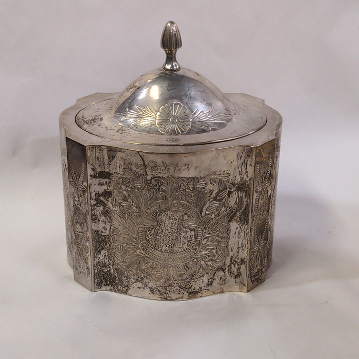 SILVER PLATE ENGRAVED LIDDED BOX WITH RED LINING