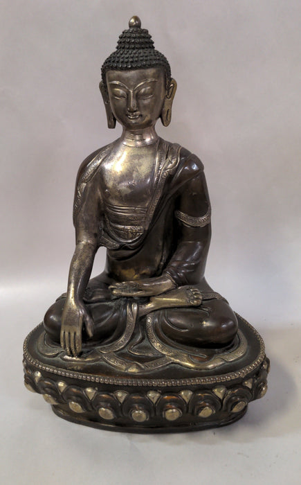 NEPALESE "EARTH TOUCHING" BRONZE BUDDHA FIGURE