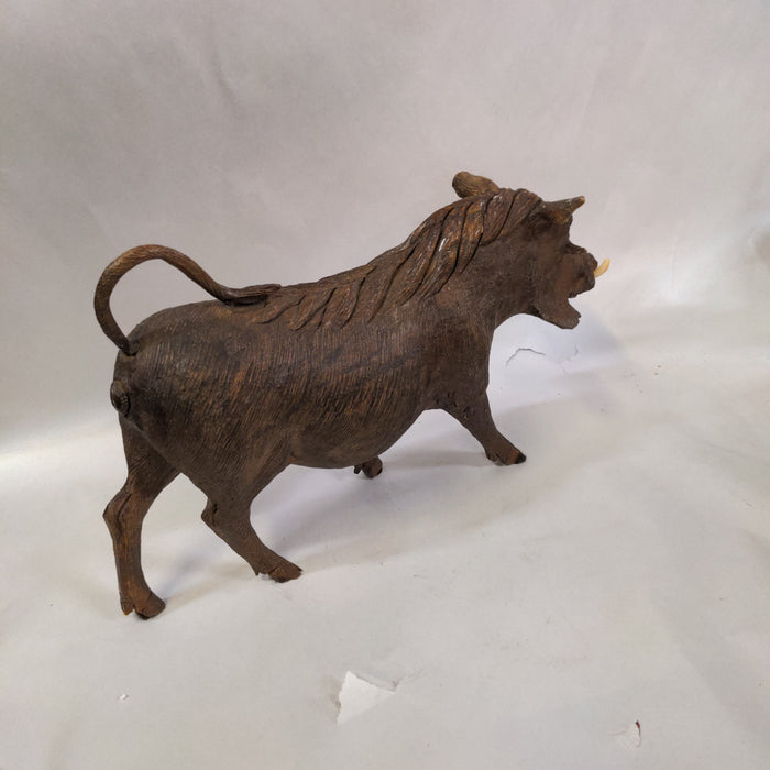 FINELY CARVED AFRICAN WARTHOG