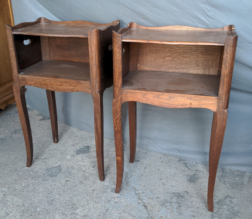 PAIR OF PETTE LOUIS XV OAK SIDE CABINETS