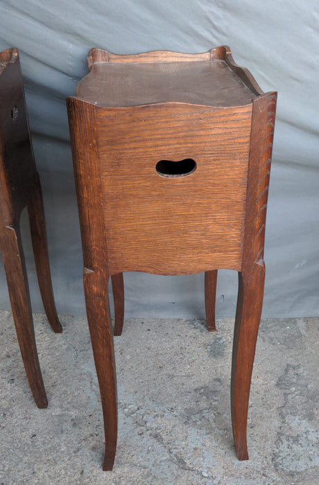 PAIR OF PETTE LOUIS XV OAK SIDE CABINETS