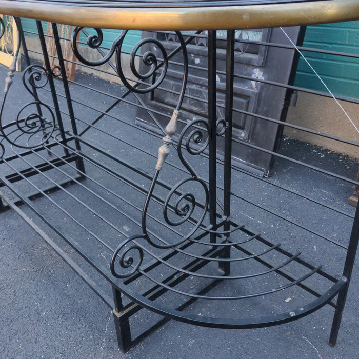 LOW IRON & BRASS BAKER'S RACK