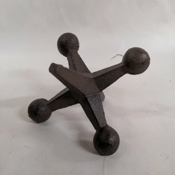 SINGLE LARGE TOY IRON JACK