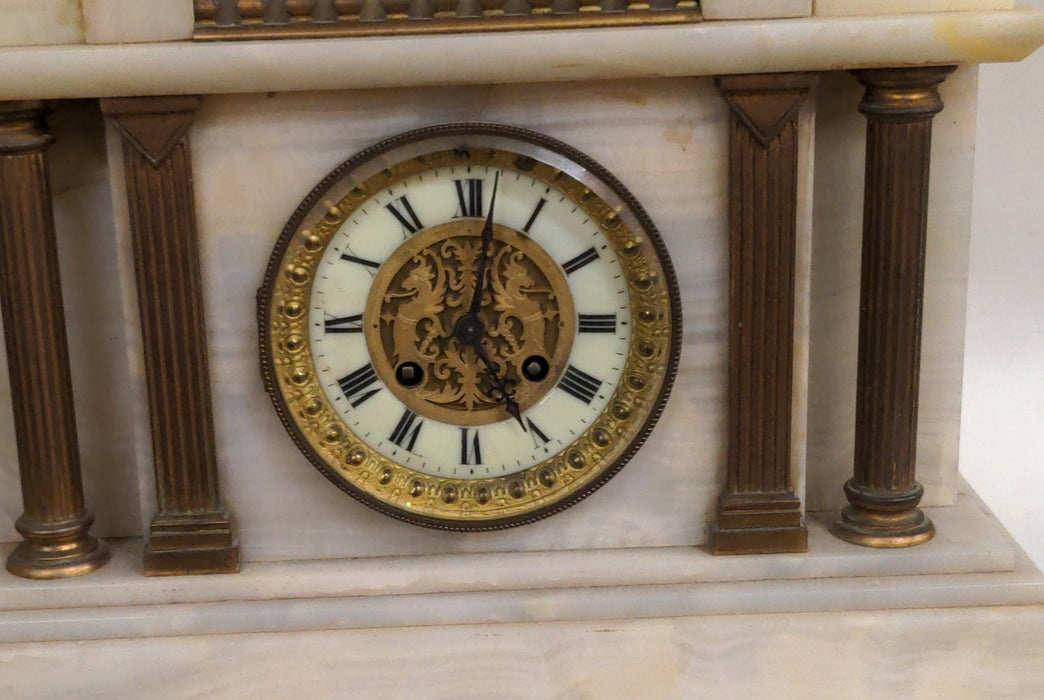 WHITE MARBLE MANTLE CLOCK WITH ORMOLU AND LION