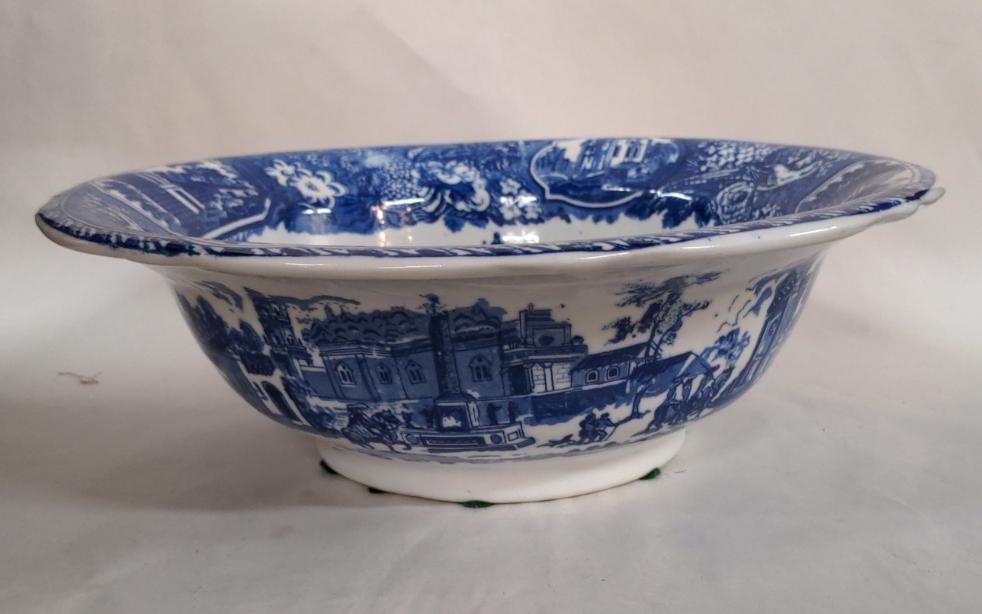VINTAGE BLUE & WHITE VICTORIA WARE BOWL