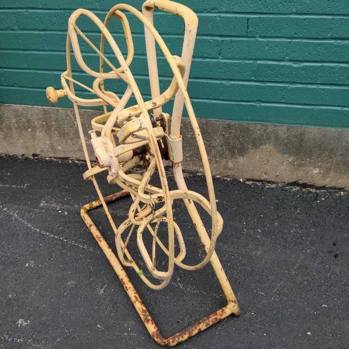 COOL YELLOW IRON HOSE HOLDER