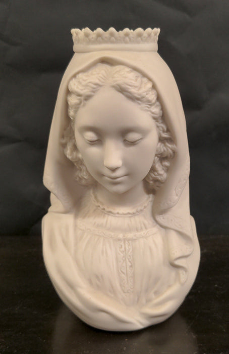 WHITE FIGURINE MADONNA WITH CROWN