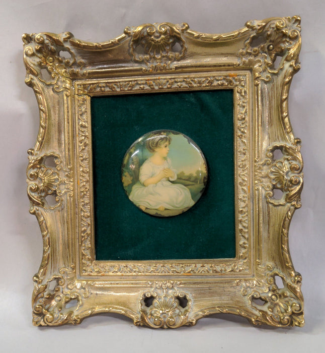 GIRL ON MEDALLION FANCY FRAME