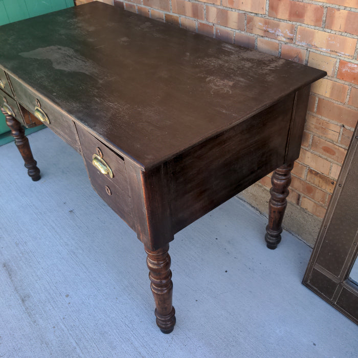 LOUIS PHILIPPE SMALL WRITING DESK IS FOUND