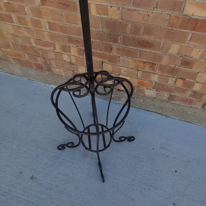 TUBULAR IRON POLE COAT RACK