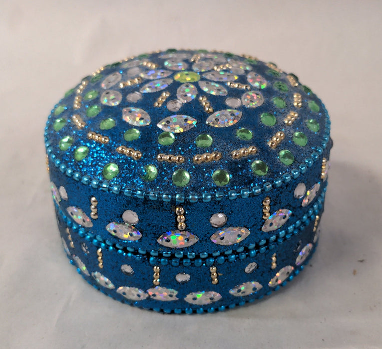 SMALL ROUND SEQUINED BOX