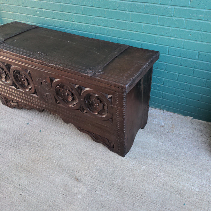 18TH CENTURY OAK FOLIATE CARVED COFFER WITH STRAP HINGES-RESTORED