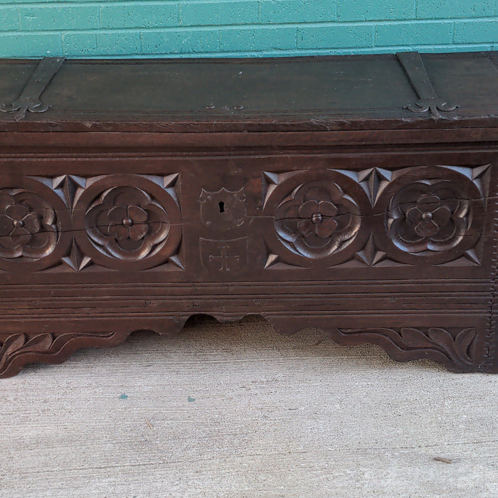 18TH CENTURY OAK FOLIATE CARVED COFFER WITH STRAP HINGES-RESTORED