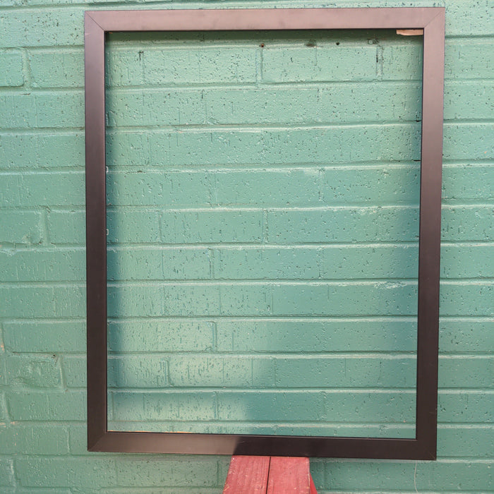 SIMPLE BLACK MODERN FRAME