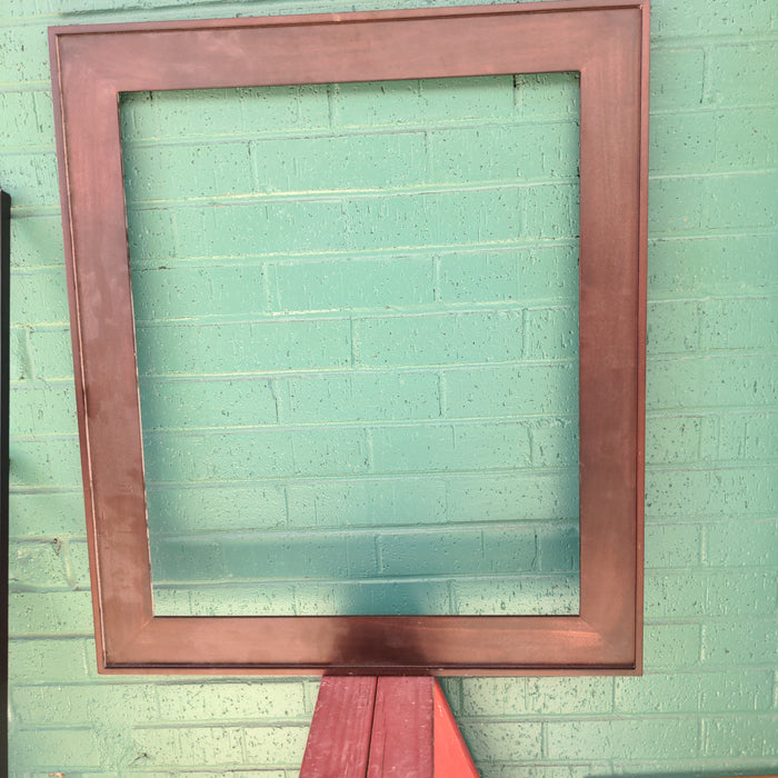 MEDIUM SIZE MAHOGANY FRAME