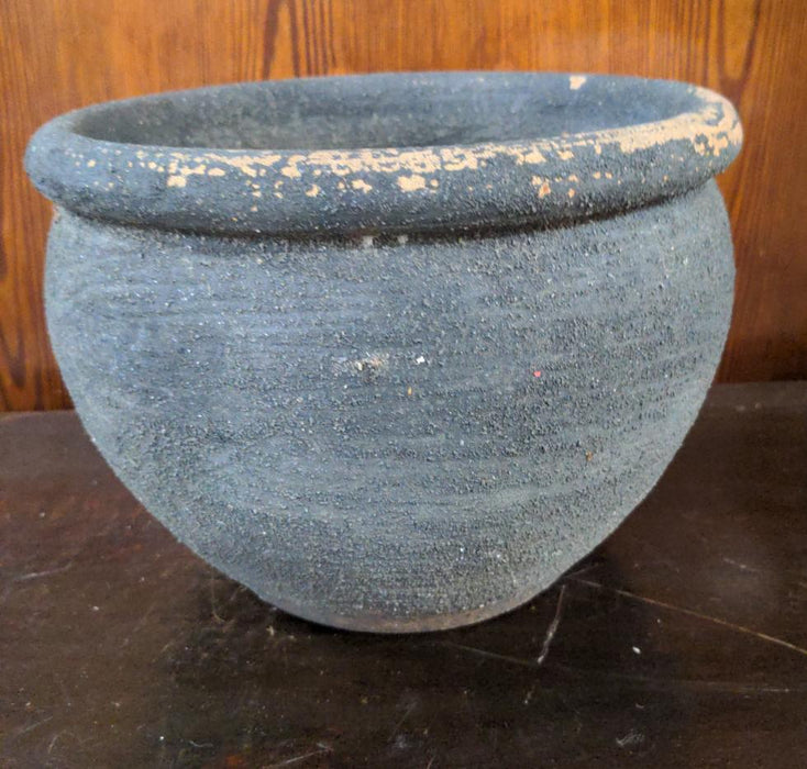 TERRACOTTA FLOWER POT