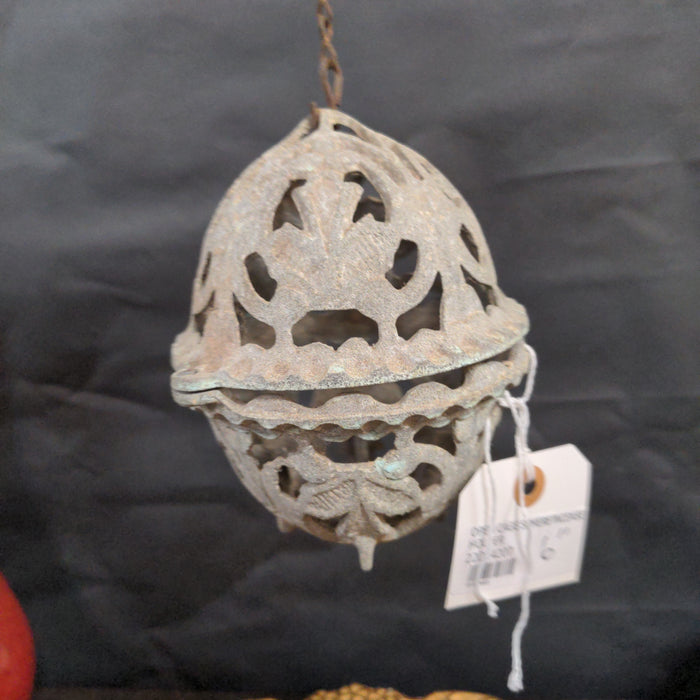 OPEN CAGE SPHERE INCENSE HOLDER
