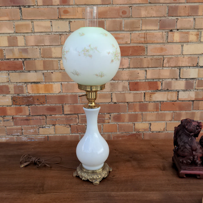 AMERICAN HURRICANE STYLE LAMP WITH PAINTED GLASS SHADE