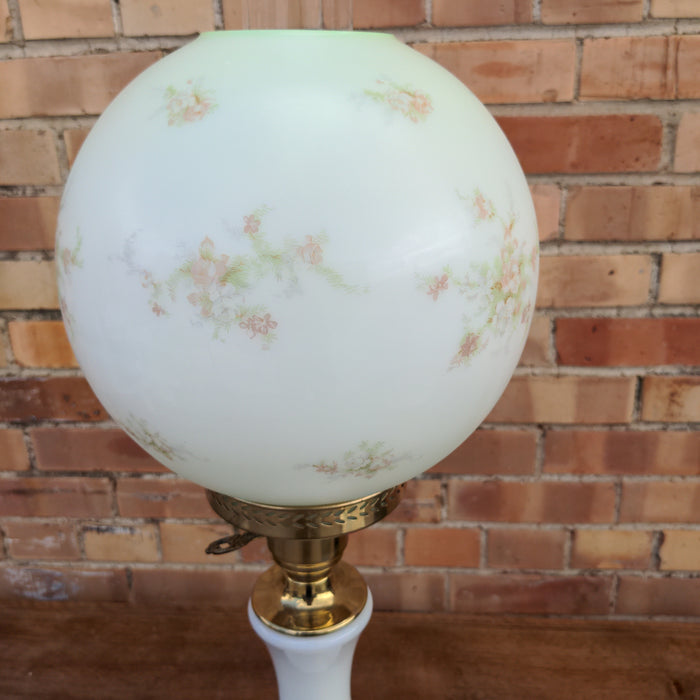 AMERICAN HURRICANE STYLE LAMP WITH PAINTED GLASS SHADE