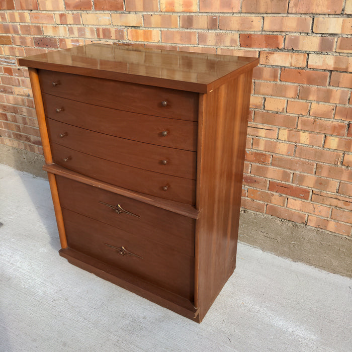 MID-CENTURY MAHOGANY CHEST