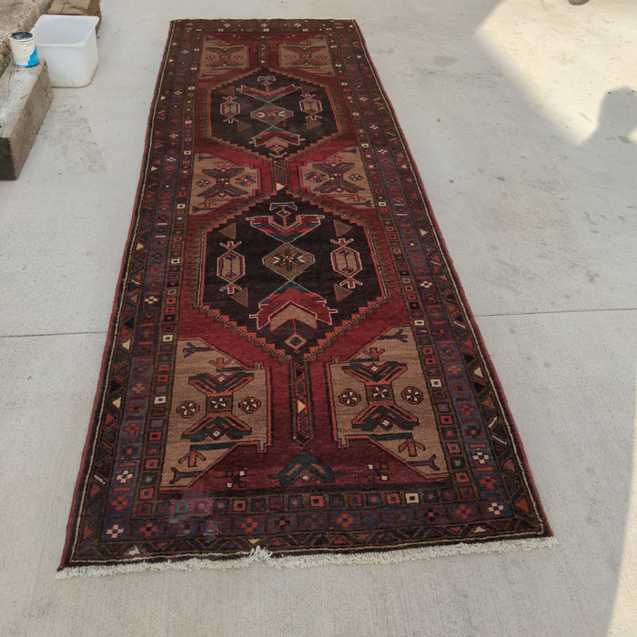 HAND TIED PERSIAN RUGRUNNER