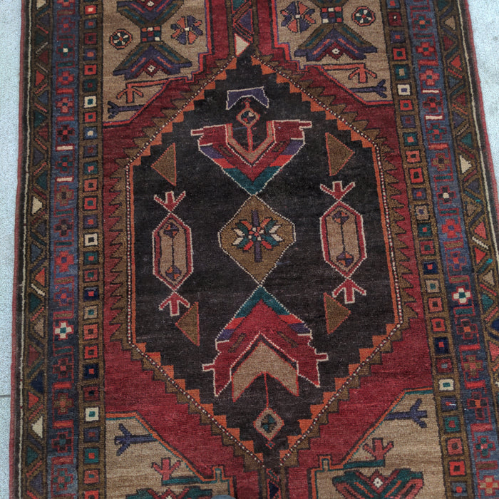 HAND TIED PERSIAN RUGRUNNER