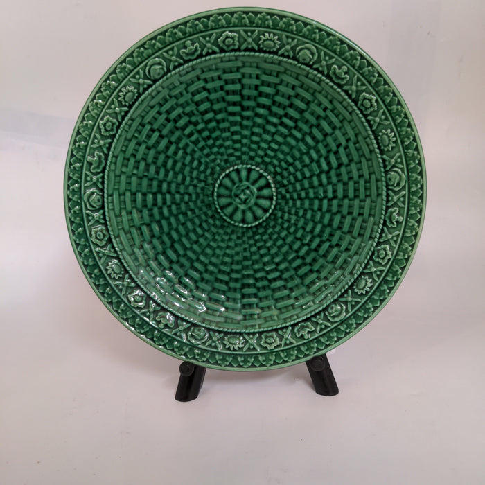 GREEN MAJOLICA BASKET WEAVE PLATE