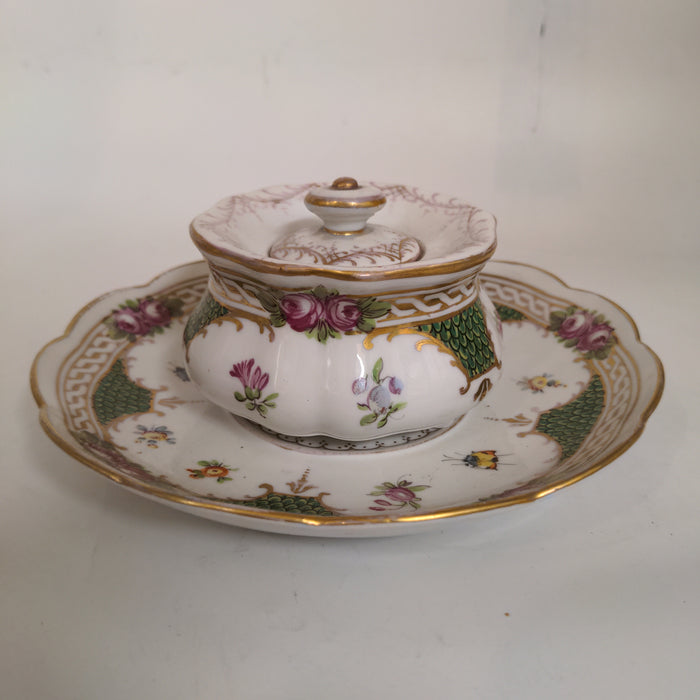 MESSEIN PORCELAIN INSECTS LIDDED JAR WITH TRAY