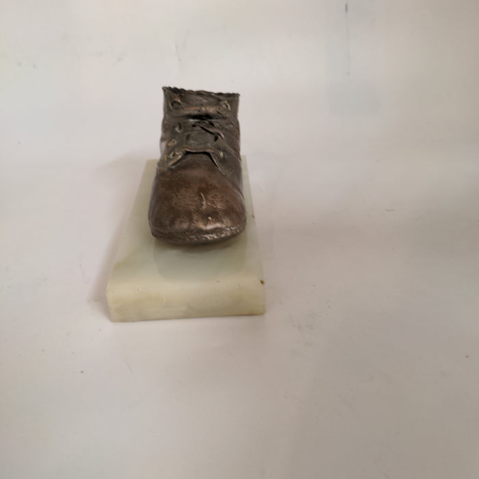 BRONZE BABY SHOE ON ONYX BASE