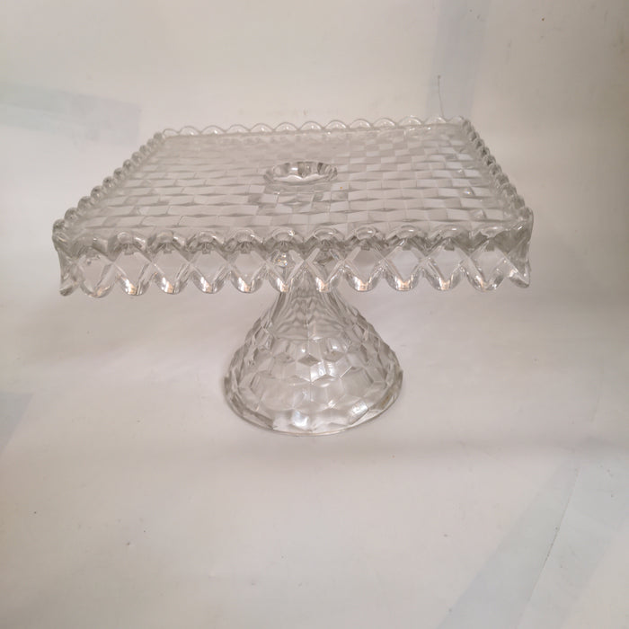 GLASS SQUARE FOOTED CAKE STAND