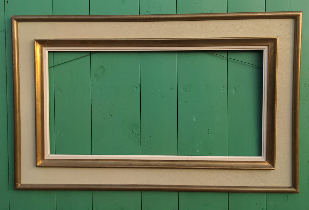 MODERN GOLD & BEIGE FRAME