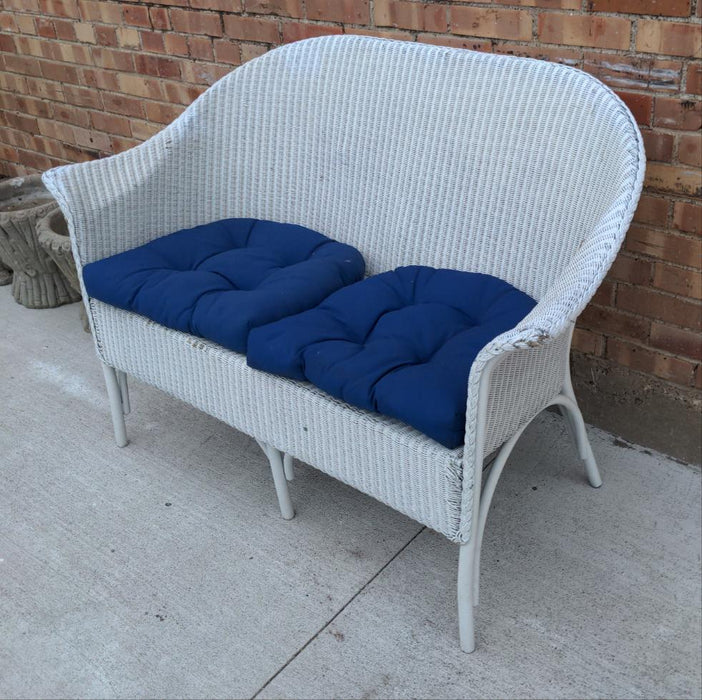 LLOYD LOOM STYLE WICKER SETTEE AS FOUND