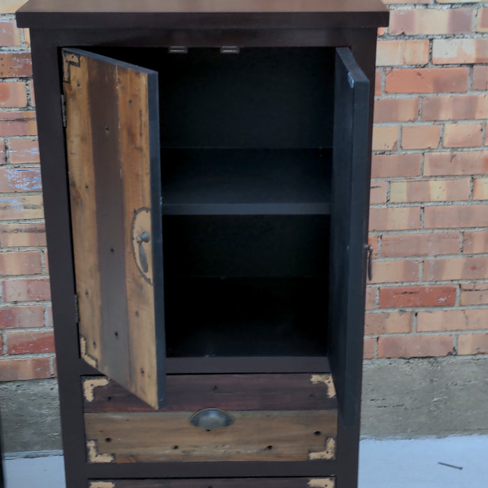 SMALL NARROW ASIAN CABINET