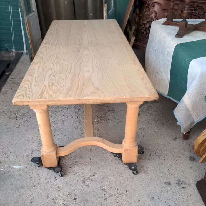 RAW OAK CYLINDER LEG FARM TABLE