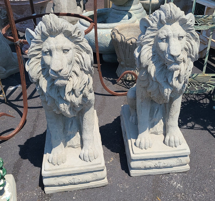 PAIR OF CONCRETE LIONS